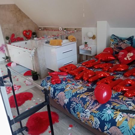 Studio Jacuzzi Au Centre Colmar Kültér fotó