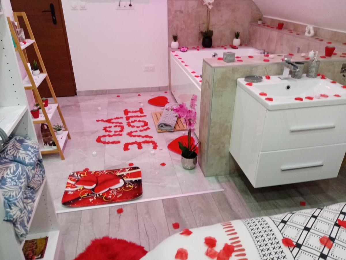 Studio Jacuzzi Au Centre Colmar Kültér fotó