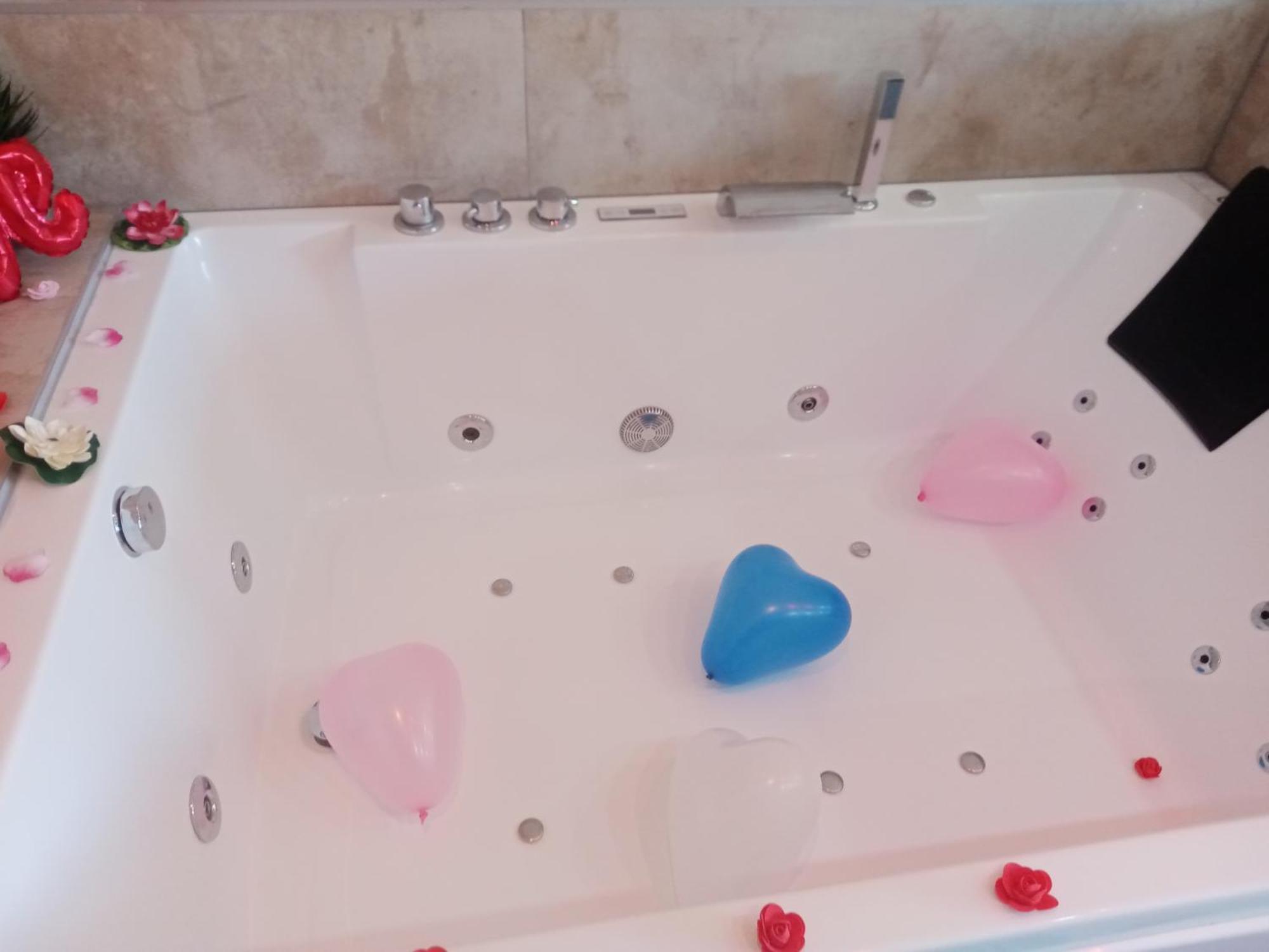 Studio Jacuzzi Au Centre Colmar Kültér fotó